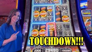 Wow! Winning BIG on the NFL Super Bowl Jackpots Slot Machine!in Las Vegas! #nfl