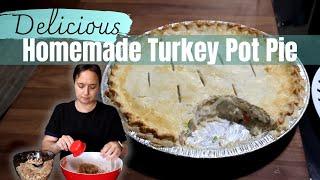 Delicious Dish Made With Your Thanksgiving Leftovers! Easy Turkey Pot Pie Freezer Safe