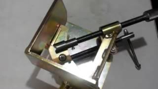 Тиски угловые, струбцина угловая (Welding Clamp) трёх осевая. Clamp angle.