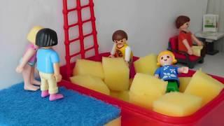 In der Trampolinhalle |Playmobil Film deutsch /Familie Neumann