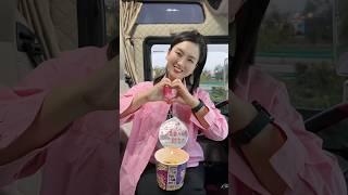 Lady truck driver celebrated her birthday in the truck￼!