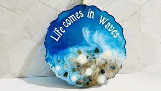 Ocean waves in resin art 