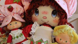 Dolly Review: 35th Anniversary Strawberry Shortcake Dolls
