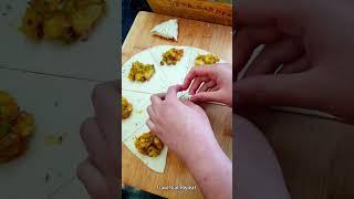 Samosa Folding Hack | How to make 8 samosas in one go 