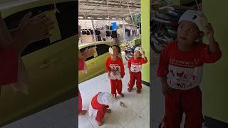 rusdan lagi lomba kerupuk