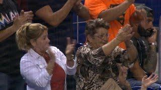 ARI@MIA: Fernandez fans Peralta, family cheers him on