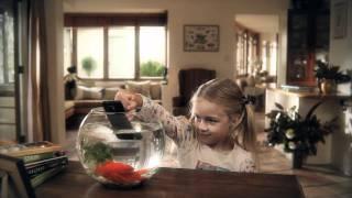 Samsung Galaxy S2 Fishtank Commercial