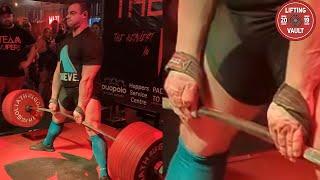 A 480 Kg Sumo Deadlift In Competition (But He Was Wearing Straps)