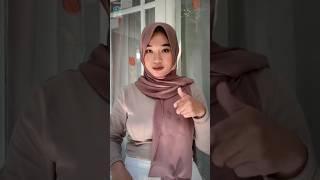 pemersatu bangsa wanita hijab cantik •|| baju coklat emang manis !