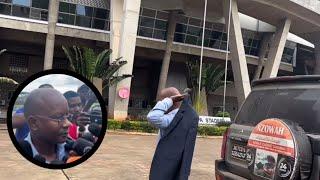 TAZAMA MWENYEKITI WA SIMBA ALIVYOTUA KWENYE KIKAO SAKATA LA DABI YA KARIAKOO.