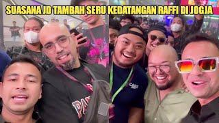 pecah ratusan fans menyambut kedatangan raffi di jogja suasana  tambah heboh dg rans entertainment