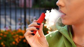 Report finds vapes contain toxic chemicals