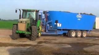 Farm Demo    The Largest Patz Vertical TMR Feed Mixer, 1400 1580 Cu Ft