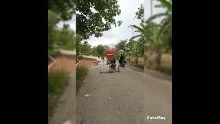 Akses Jalan Provinsi Di Pasar Sabete Wedomu Kecamatan Tastim Belu NTT Terancam Putus Akibat Longsor