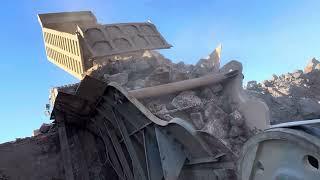 Largest jaw crusher in the world | Sand rock crushing ASMR #automobile #excavator #satisfying #usa