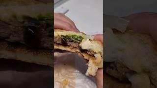 데리버거 그냥먹기 vs 치즈 추가하기   Cheese Teri Burger #먹방 #mukbang #요리 #cooking