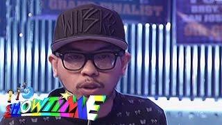Loonie performs a rap song on It's Showtime