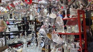 The Portobello Road: The Most FAMOUS Antiques Market in London