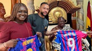 Memphis Depay pays homage to Otumfuo Osei Tutu II in Kumasi