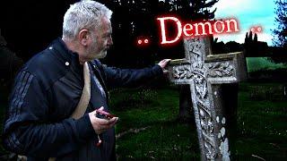 A Scary Night Inside ENGLAND's MOST HAUNTED Cemetery "St Mary’s" (Scary Video!)