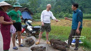 Robert sold wild boar to a Korean guy. Green forest life