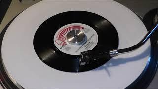 Dawn Featuring Tony Orlando  - Tie A Yellow Ribbon Round The Ole Oak Tree - 45RPM