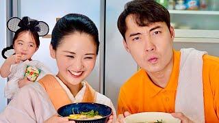 UNCLE ROGER Reviews Kimono Mom's Ramen