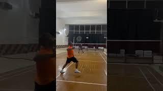 Badminton match Jatin sir Vs Aarush #athlete#proplayer #clubhouse #badminton #views #badmintonplayer