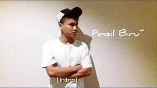 Pensil biru | JAMES AP