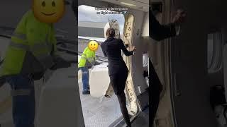 Team Boeing or team Airbus? ️ #flightattendant opens airplane door