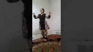 Balochi new girl dancing with Balochi song @weddingtones @OrinnMix @WaveMusicIndia