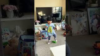 එයා දැන් ඇවිදිනවා  අපේ පවුලේ හැඩකාරයා Baby Walking #babywalking #cutebaby #lifeinuk #sinhala