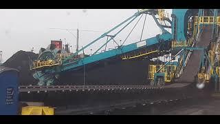 Big boy coal scooper at Neptune Terminals