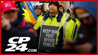 CUPW says it has dropped its wage demand in latest offer to Canada post