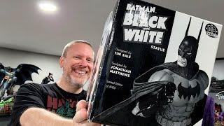 Tim Sale Long Halloween Statue: Batman Black & White Unboxing