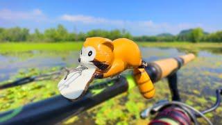 Fishing CRAZY RACCOON LURE for River Monsters!