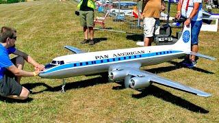 NICE RC SCALE MODEL AIRLINER DC-6B PAN AMERICAN / FLIGHT FEMONSTRATION !!!