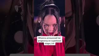 Rihanna announced her pregnancy on stage  #rihanna #superbowl #halftimeshow