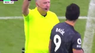 Jimenez receives 2 yellow cards in 48 seconds vs Man City