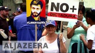 Venezuelan protesters demand release of political prisoners