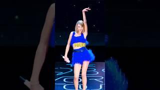 TAYLOR SWIFT SHAKE IT OFF LIVE ️