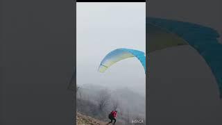 پرواز های اول همیشه برای ادم خاطرات شروع کردن رو میاره ​⁠#پاراگلایدر #پرواز#paragliding 🪂