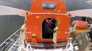 Free-fall Lifeboat launch - NSCC Nautical Institute 2014
