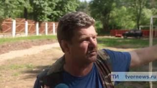 Директор школы в Тверской области делает ремонт на свои средства