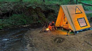 SOLO CAMPING; Survival Fishing Catch & Cook - Bushcraft Skills - Outdoor Cooking