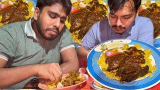 Eating Dinner(Khichuri Rice & Spicy Duck Curry) With Friends at Bithir Ma Pitha Ghor, Nila Market