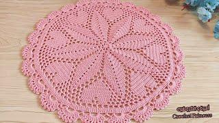 مفرش كروشيه دائري بشكل  قلوب يصلح (كوستر للاطباق ، سجادة) Crochet Doily