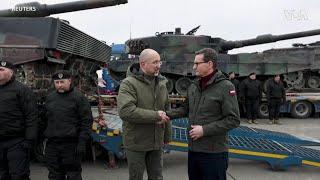 波兰总理访问乌克兰交付四辆豹2坦克 瑞典将支援乌坦克和鹰式防空系统