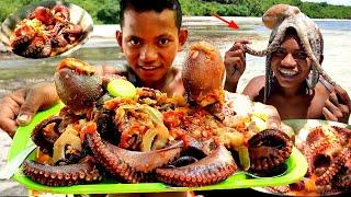 Catching Seafood  Giant Octopus curry spicy - Cooking octopus for eating #day10