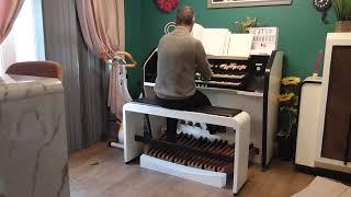 Lullaby of Birdland - Chris Lawton at his home Compton organ